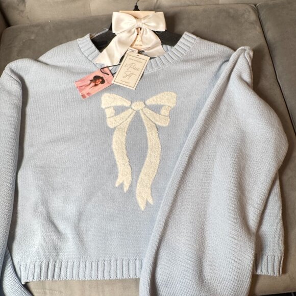 Sincerly Jules Sweaters - Sincerly Jules Crewneck Bow Knit Sweater Size L NEW WITH‎ TAG